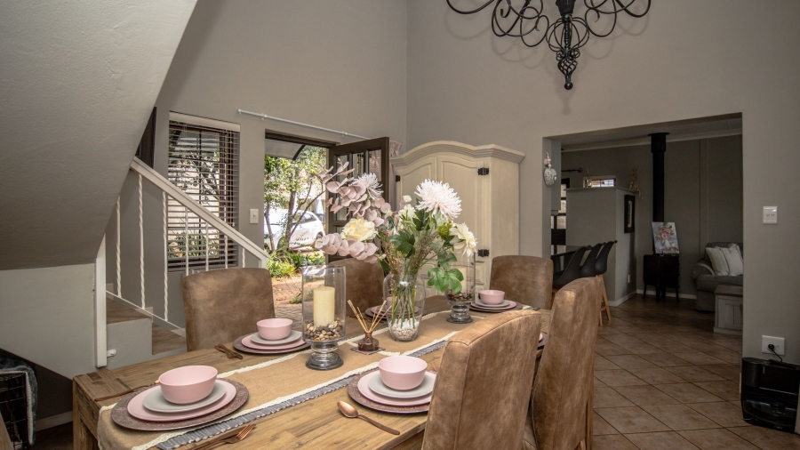 3 Bedroom Property for Sale in The Coves North West